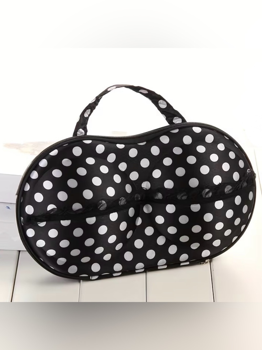 NWOT- Zip Around Travel Bra Case